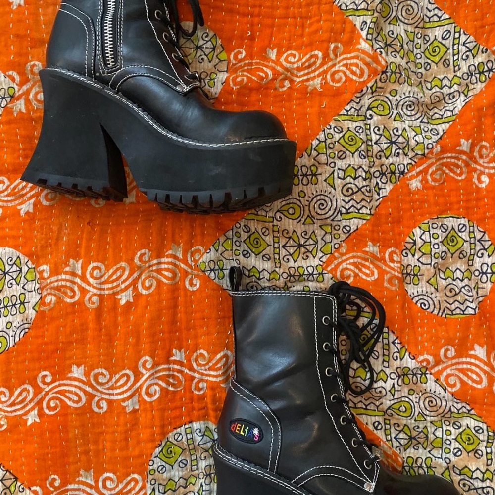 Delia’s platform boots